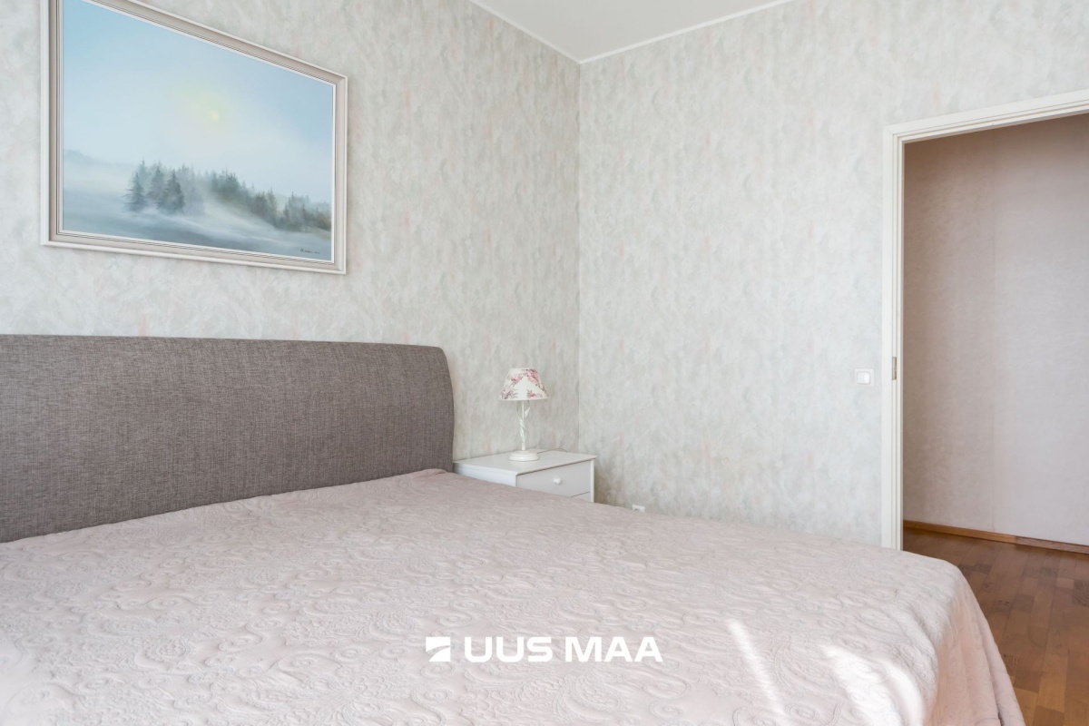 Tallinn, Kesklinna linnaosa, Kaubamaja 4