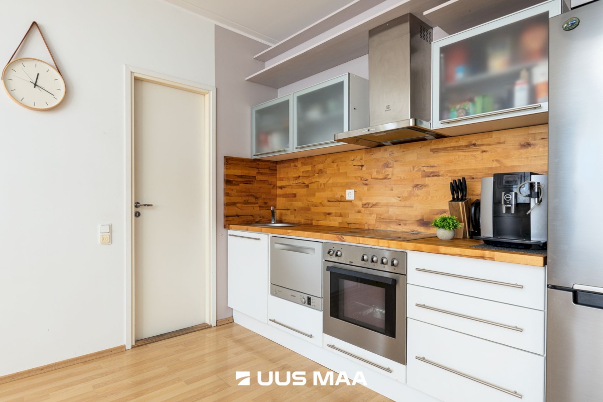 Tallinn, Mustamäe linnaosa, Kadaka, Kadaka pst 169b