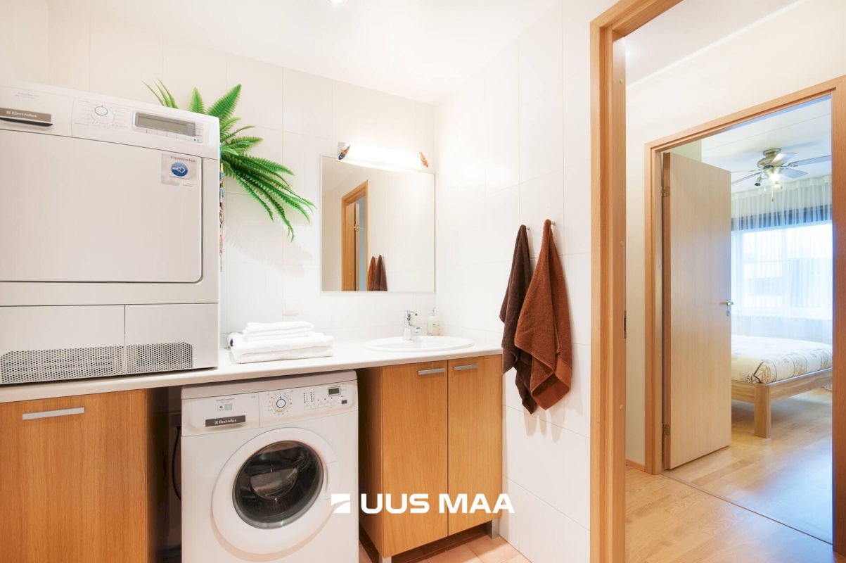 Tallinn, Kesklinna linnaosa, Kitseküla, Pärnu mnt 129c/2