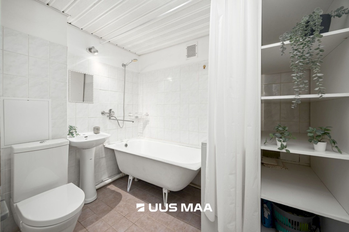 Tallinn, Mustamäe linnaosa, Ehitajate tee 54