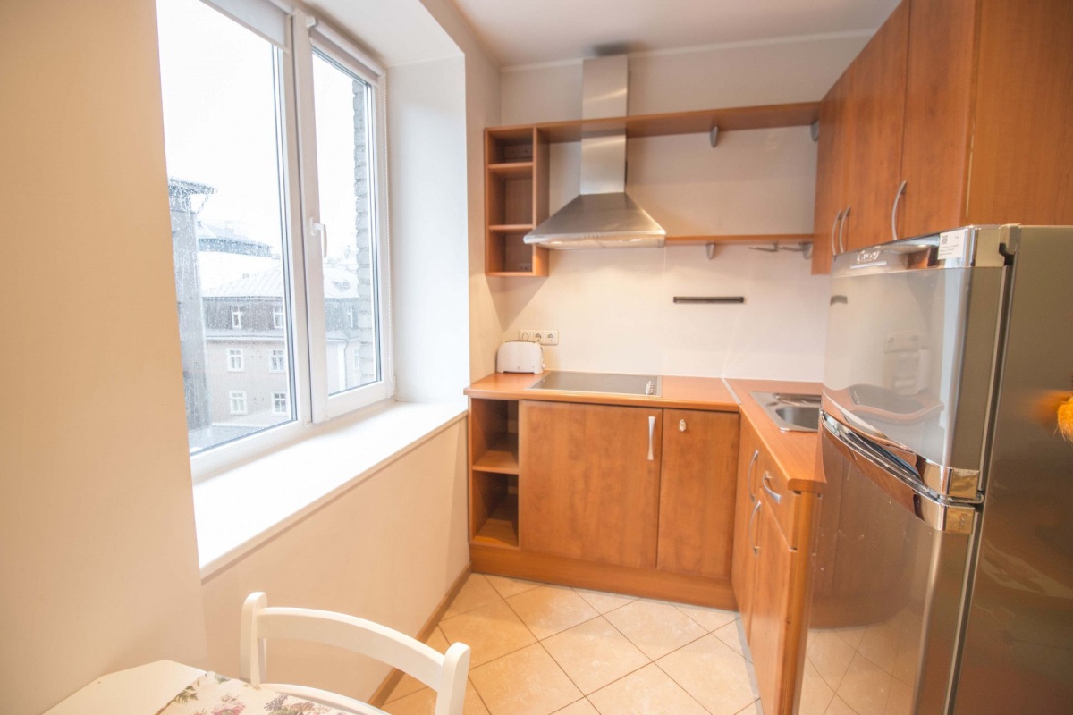 Tallinn, Kesklinna linnaosa, Raua, Tina 16