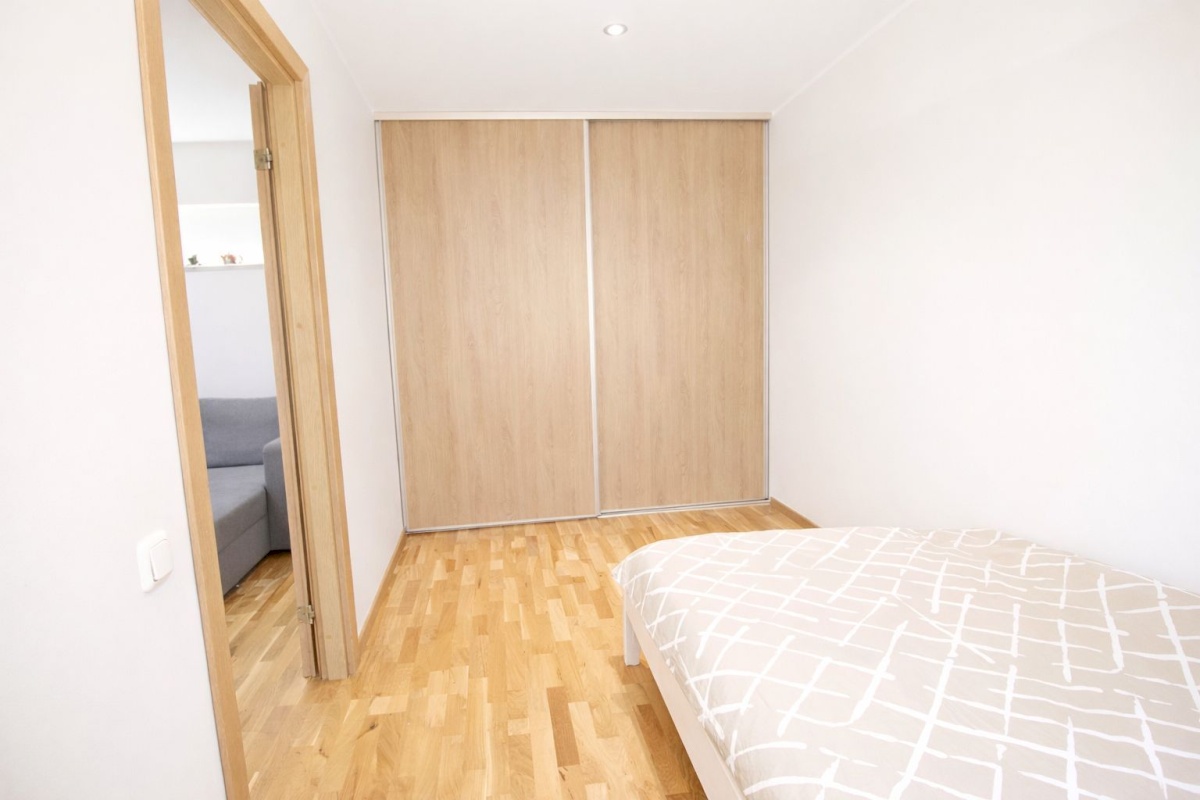 Tallinn, Kesklinna linnaosa, Raua, Tina 16