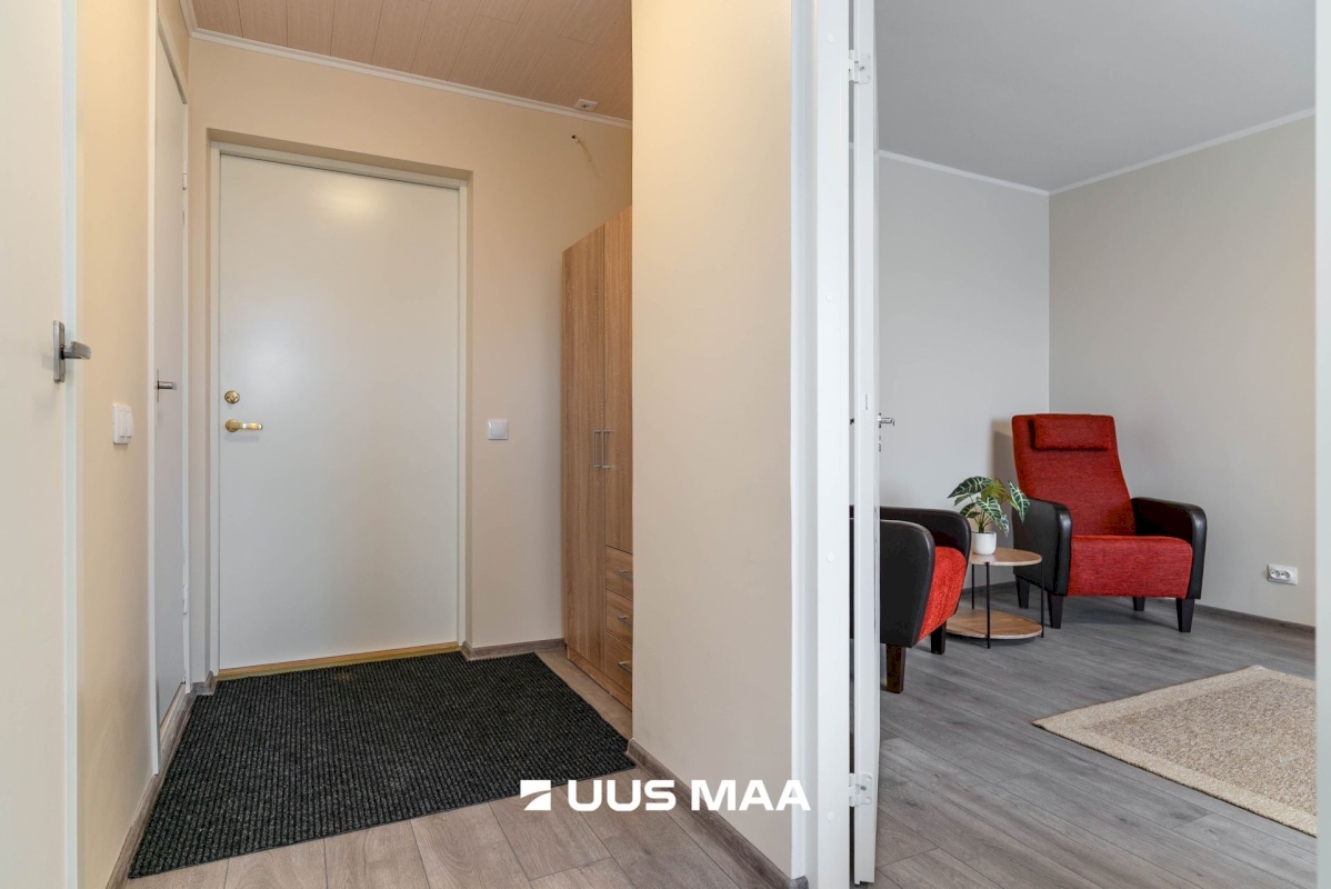 Põhja-Sakala vald, Võhma linn, Väike tn 12a