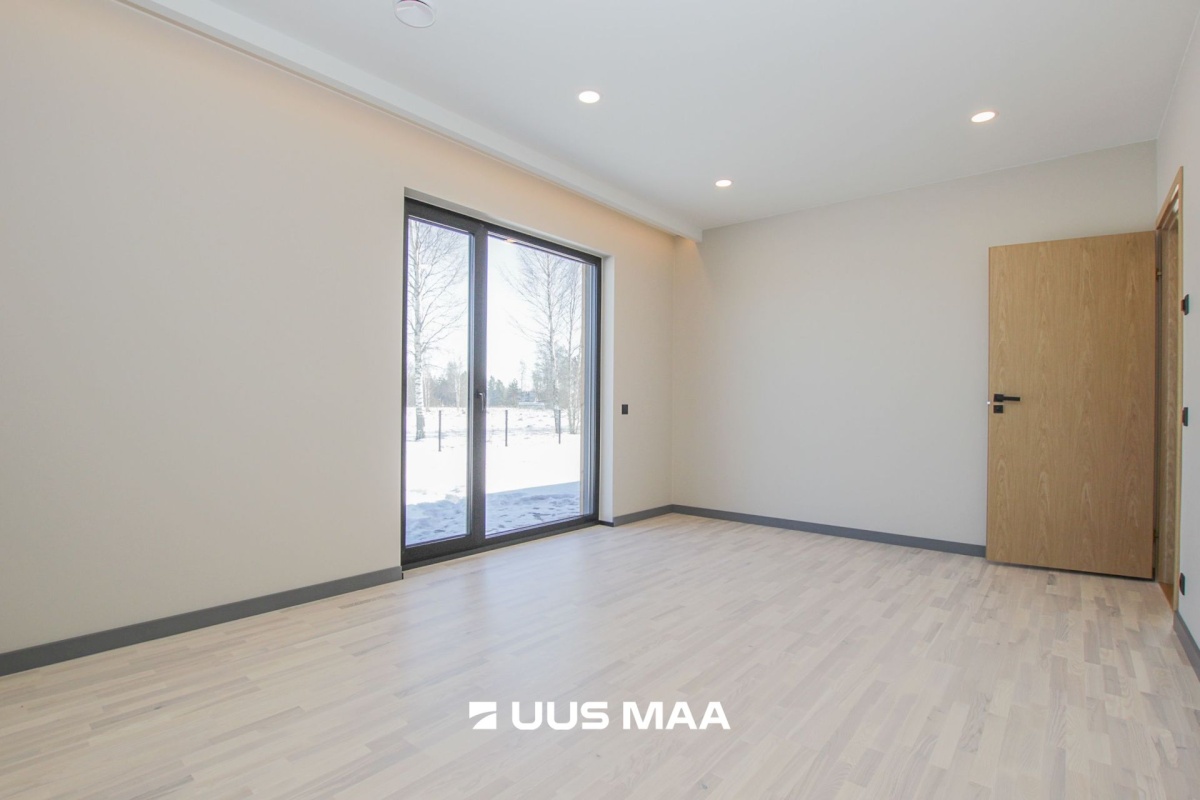 Tori vald, Eametsa küla, Pajulille tee 11