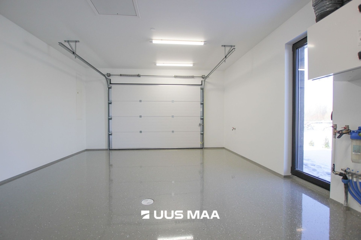 Tori vald, Eametsa küla, Pajulille tee 11