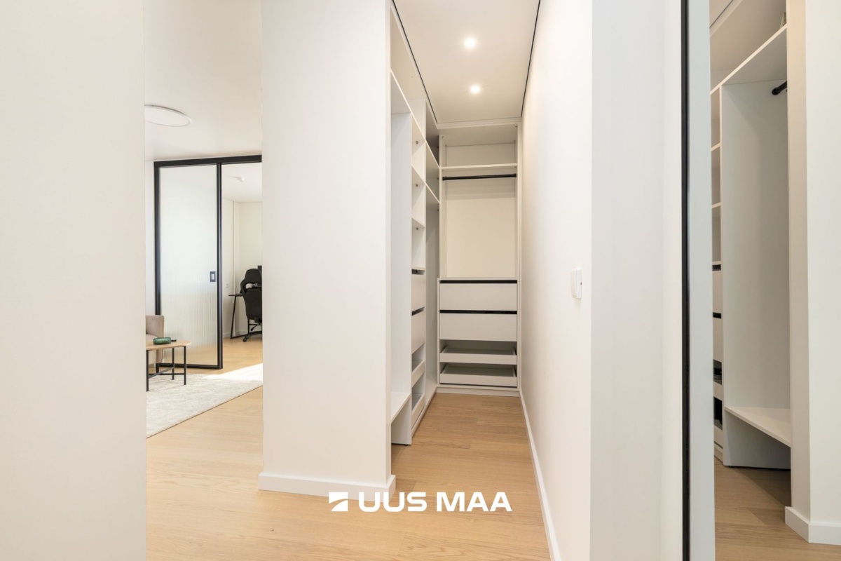 Tallinn, Põhja-Tallinna linnaosa, Puhangu 34