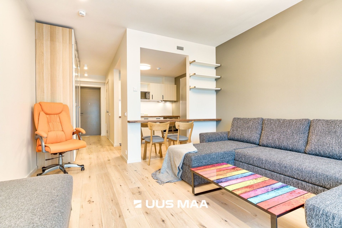 Tallinn, Kesklinna linnaosa, Pärnu mnt 33