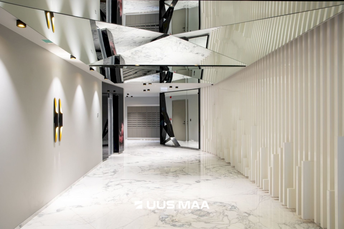 Tallinn, Kesklinna linnaosa, Pärnu mnt 33