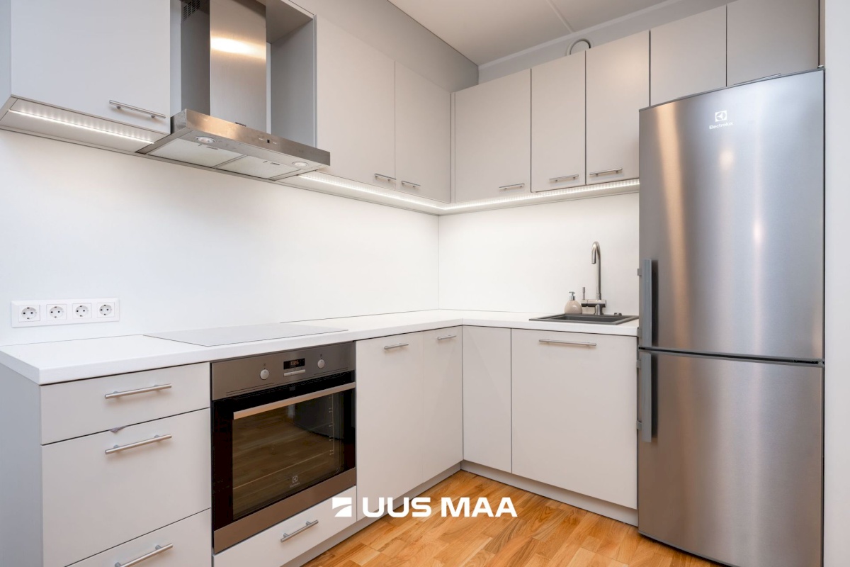 Saue vald, Laagri alevik, Kooli tn 3