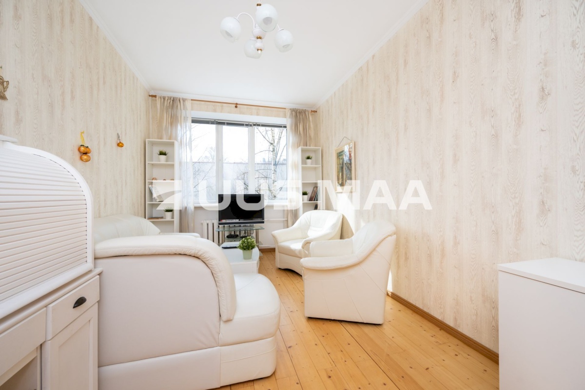 Tallinn, Kesklinna linnaosa, Maakri, A. Lauteri 1