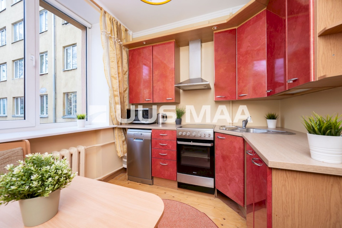 Tallinn, Kesklinna linnaosa, Maakri, A. Lauteri 1