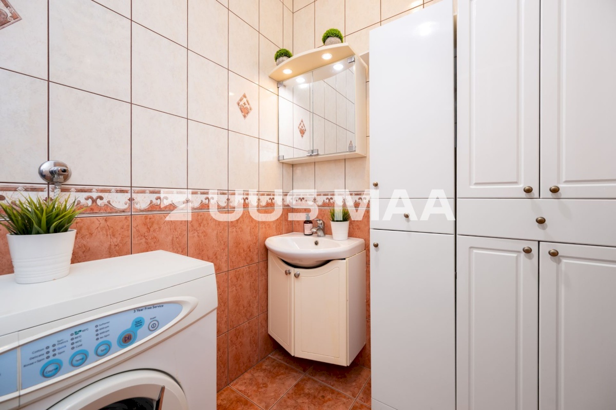 Tallinn, Kesklinna linnaosa, Maakri, A. Lauteri 1