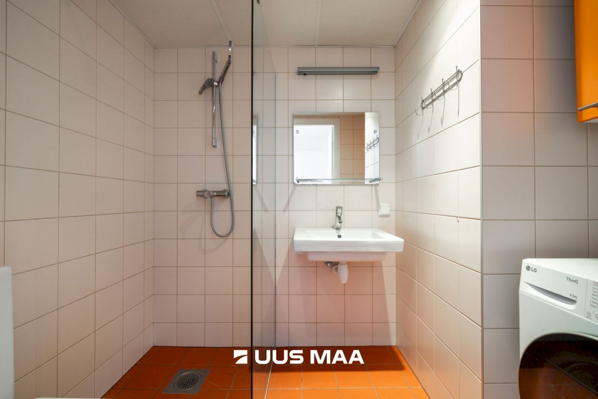 Tallinn, Haabersti linnaosa, Kakumäe, Paljandi tn 2/1