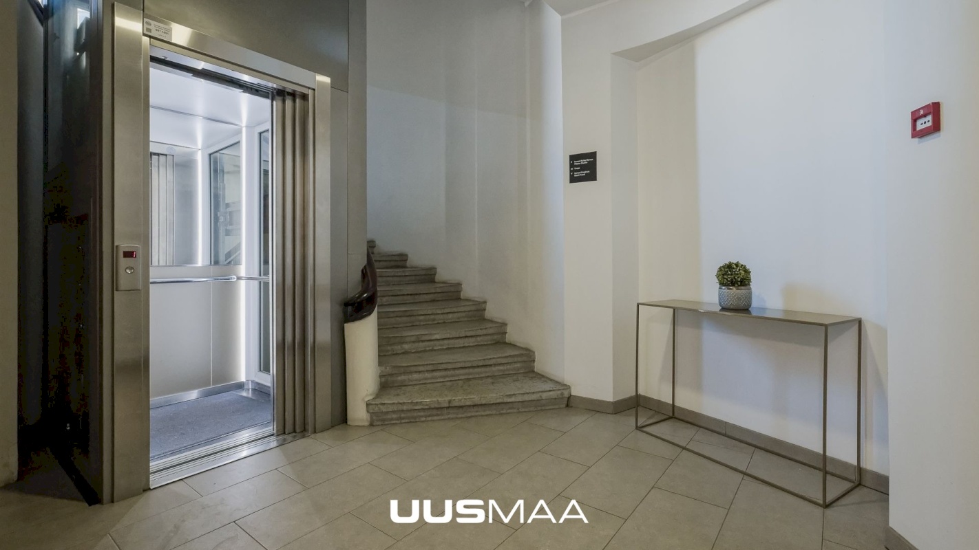 Tallinn, Kesklinna linnaosa, Pärnu mnt 27