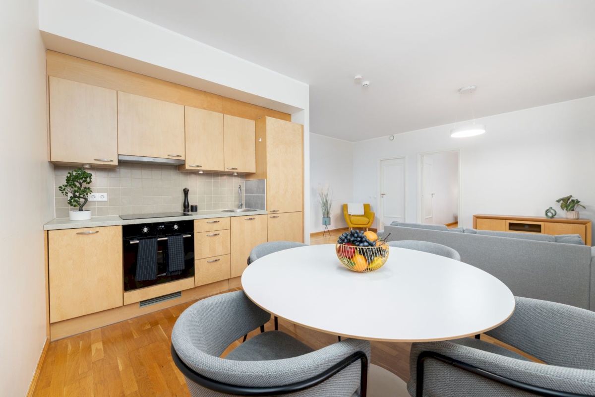 Tallinn, Kesklinna linnaosa, Pärnu mnt 27