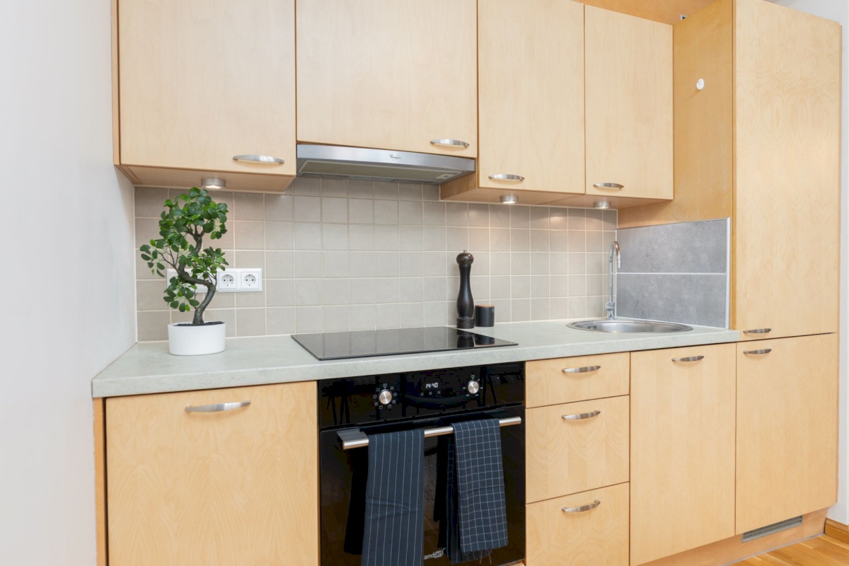 Tallinn, Kesklinna linnaosa, Pärnu mnt 27