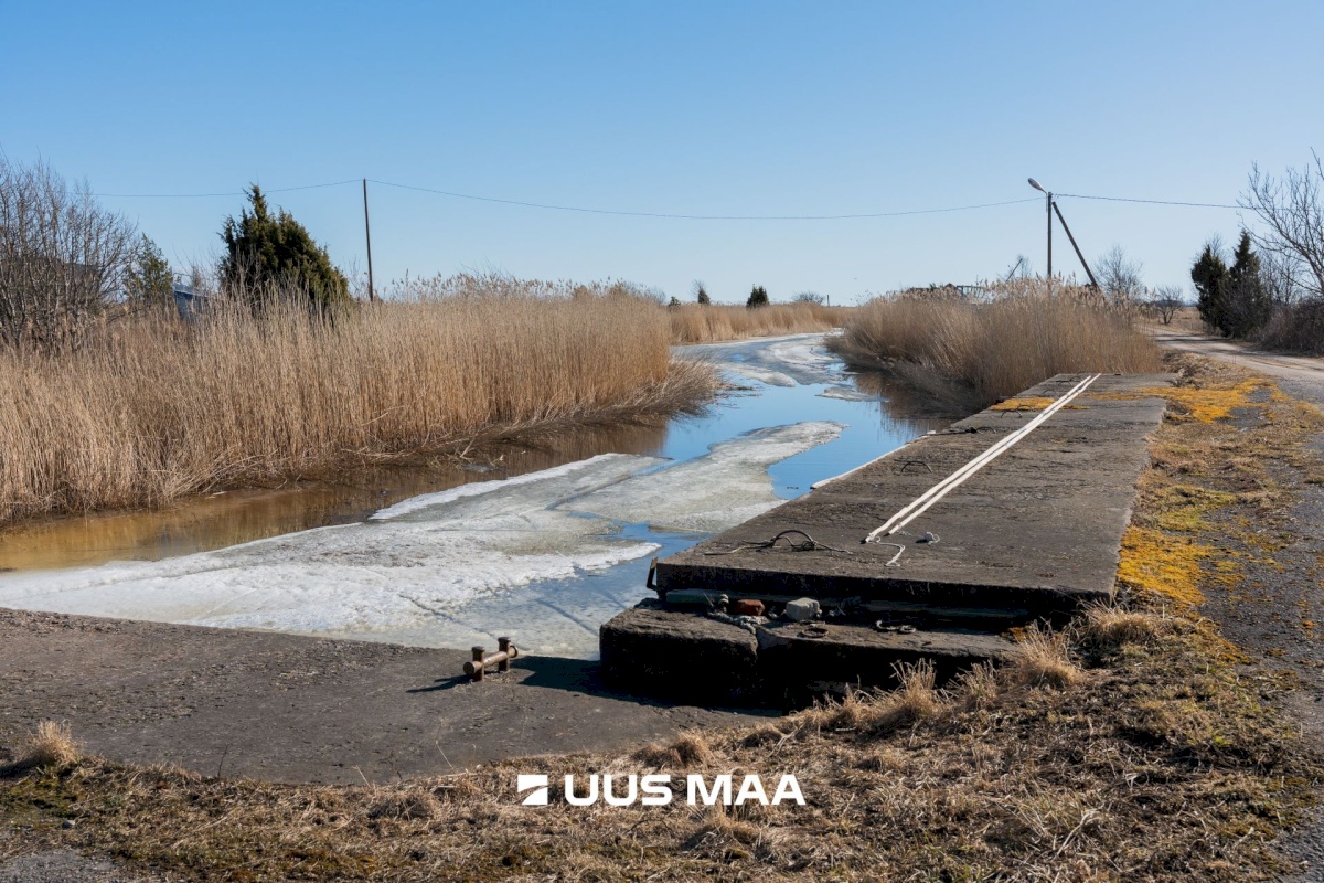 Pärnu linn, Peerni küla, Lahe