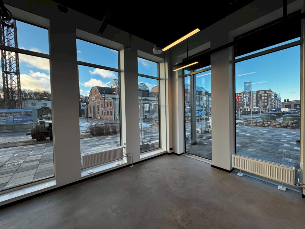 Tallinn, Põhja-Tallinna linnaosa, Allveelaeva tn 4