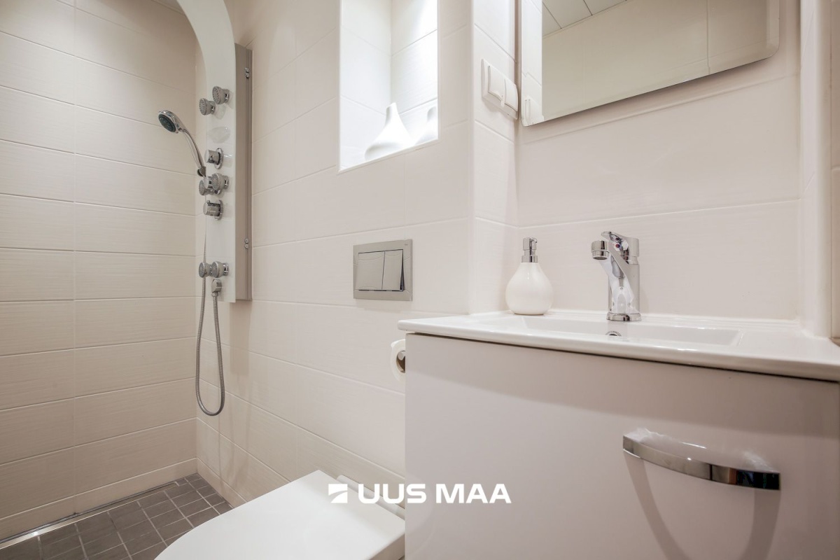 Tallinn, Kesklinna linnaosa, F.R. Kreutzwaldi 22