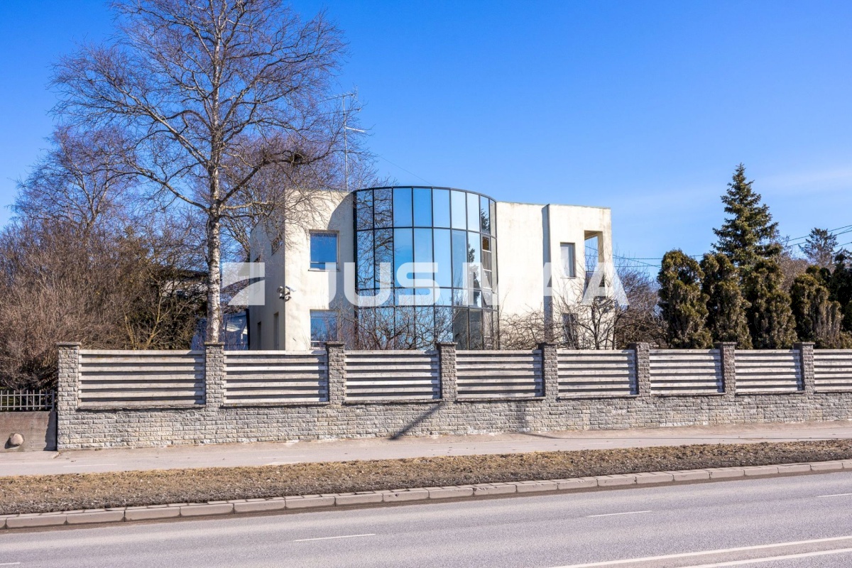 Tallinn, Pirita linnaosa, Merivälja, Lääne tee 1