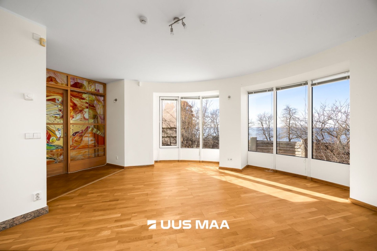 Tallinn, Pirita linnaosa, Merivälja, Lääne tee 1