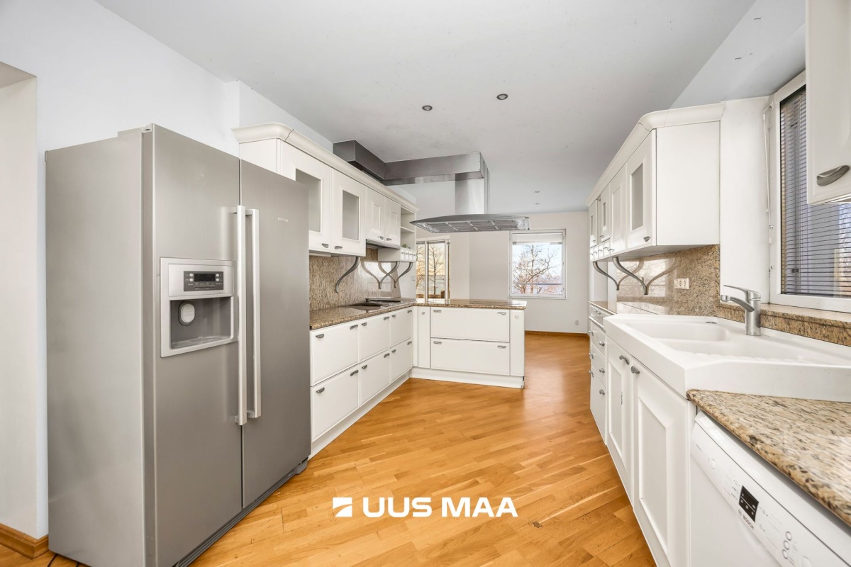 Tallinn, Pirita linnaosa, Merivälja, Lääne tee 1