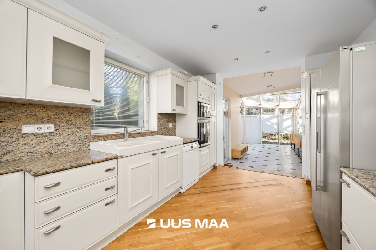 Tallinn, Pirita linnaosa, Merivälja, Lääne tee 1