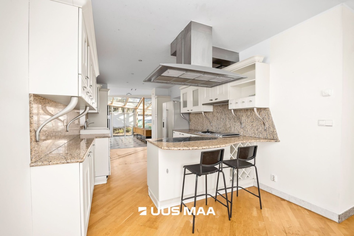 Tallinn, Pirita linnaosa, Merivälja, Lääne tee 1