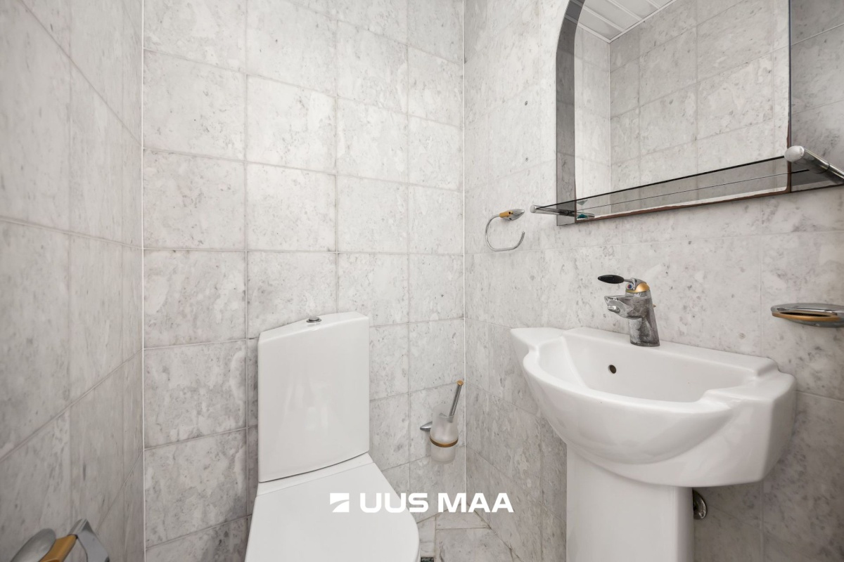 Tallinn, Pirita linnaosa, Merivälja, Lääne tee 1