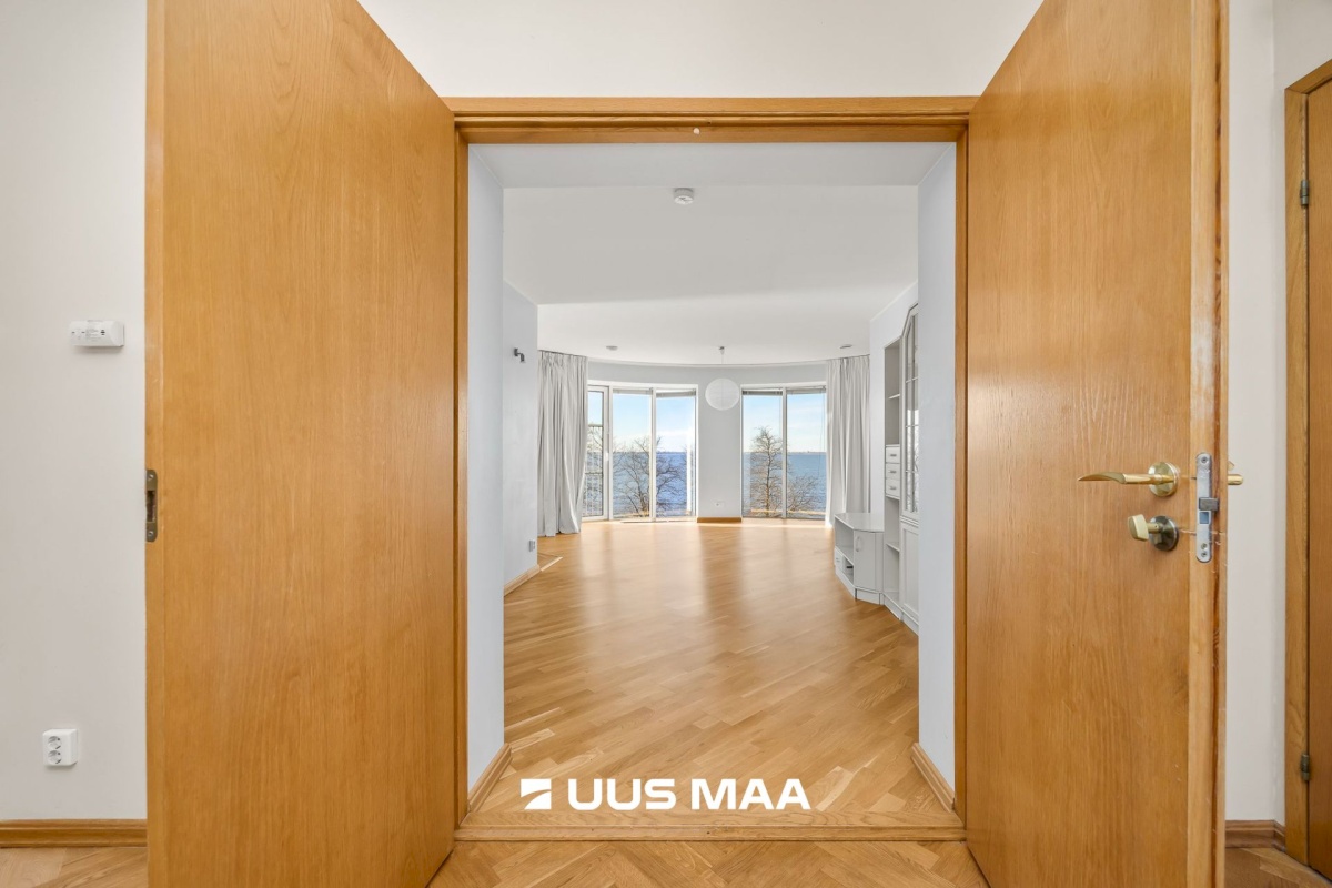 Tallinn, Pirita linnaosa, Merivälja, Lääne tee 1