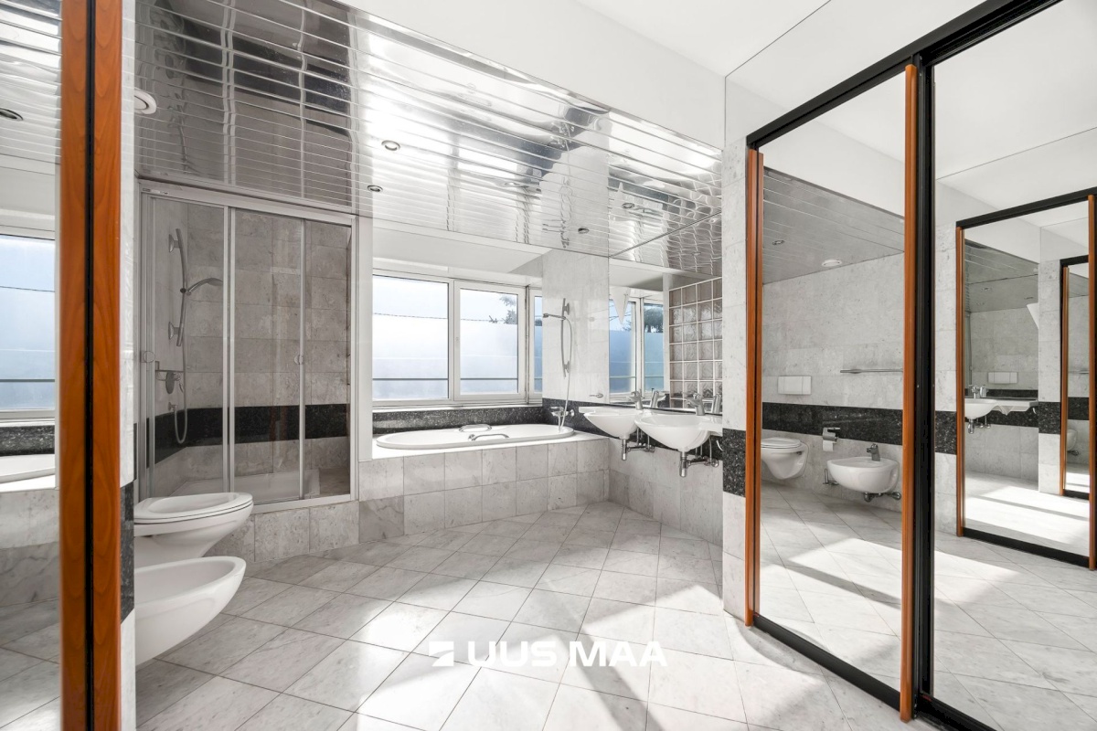 Tallinn, Pirita linnaosa, Merivälja, Lääne tee 1