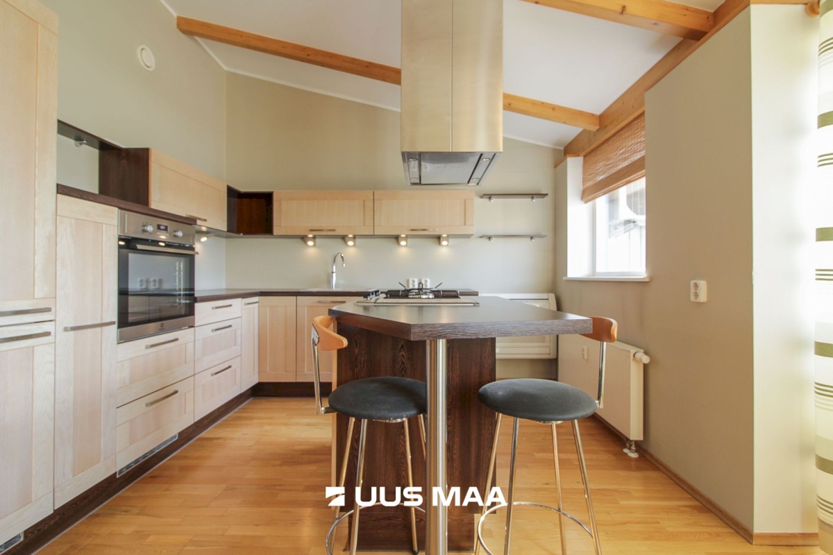 Pärnu linn, Pärnu linn, Kesklinn, Side tn 2a/2