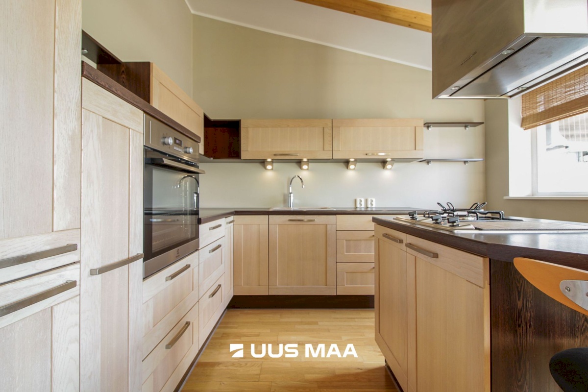 Pärnu linn, Pärnu linn, Kesklinn, Side tn 2a/2