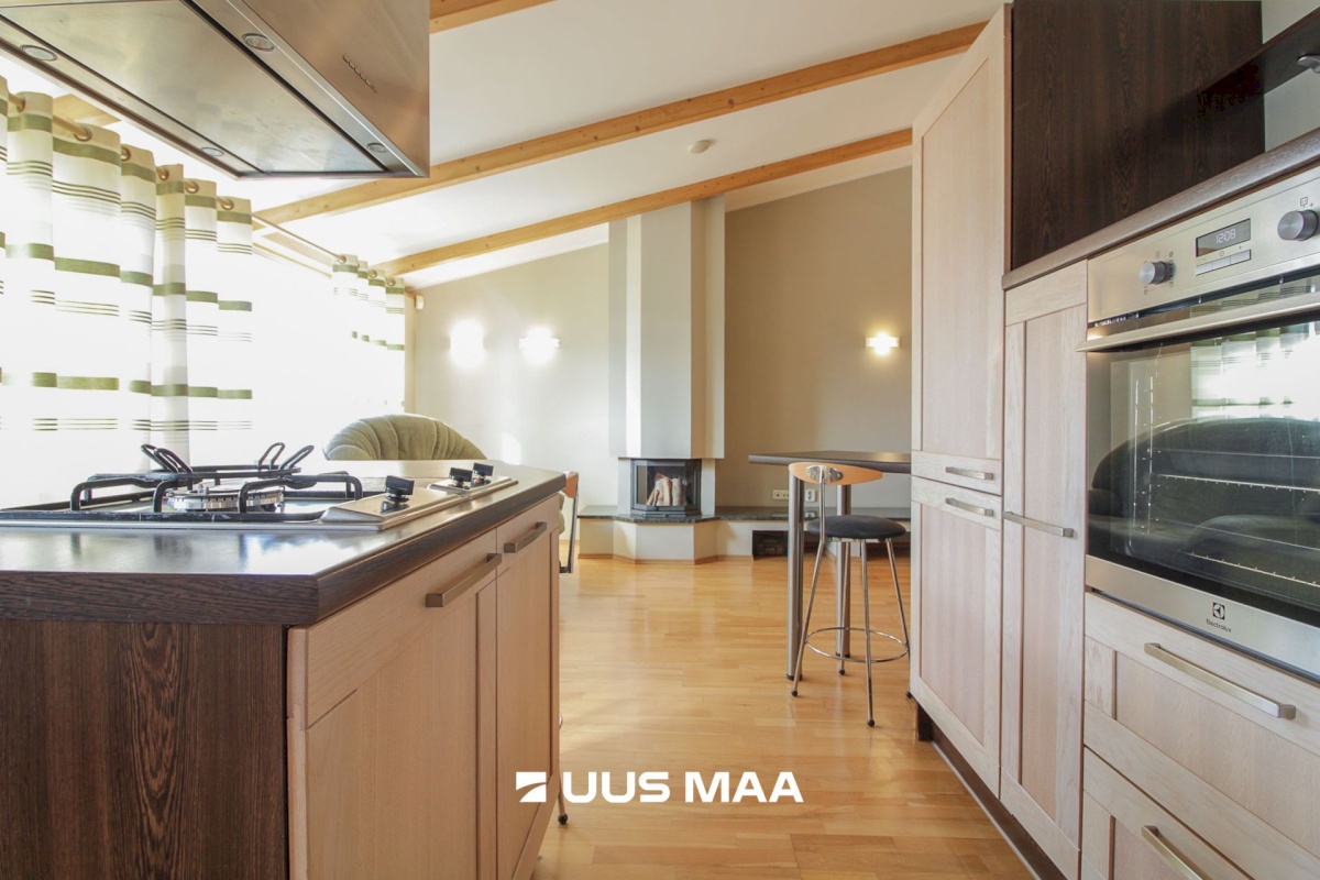 Pärnu linn, Pärnu linn, Kesklinn, Side tn 2a/2