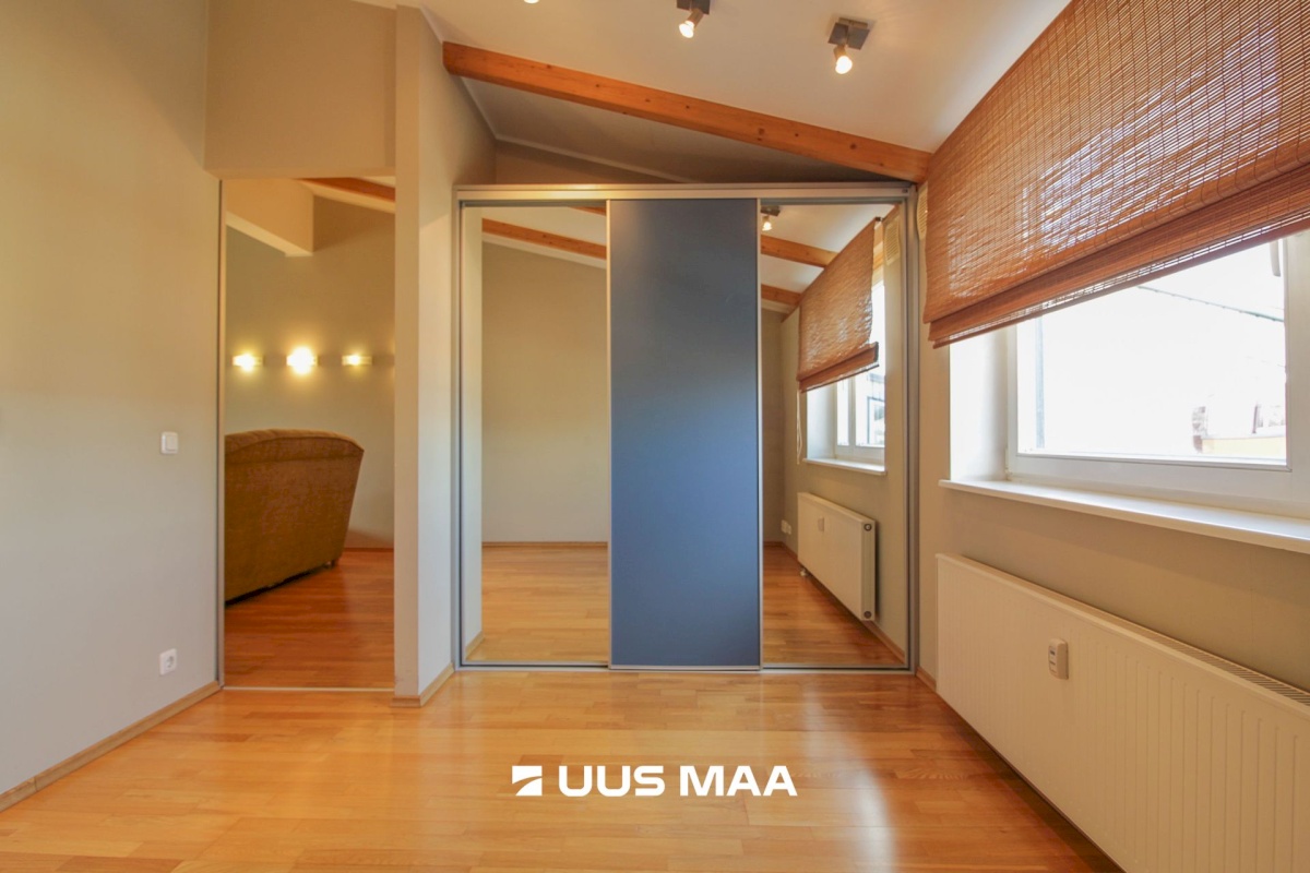 Pärnu linn, Pärnu linn, Kesklinn, Side tn 2a/2