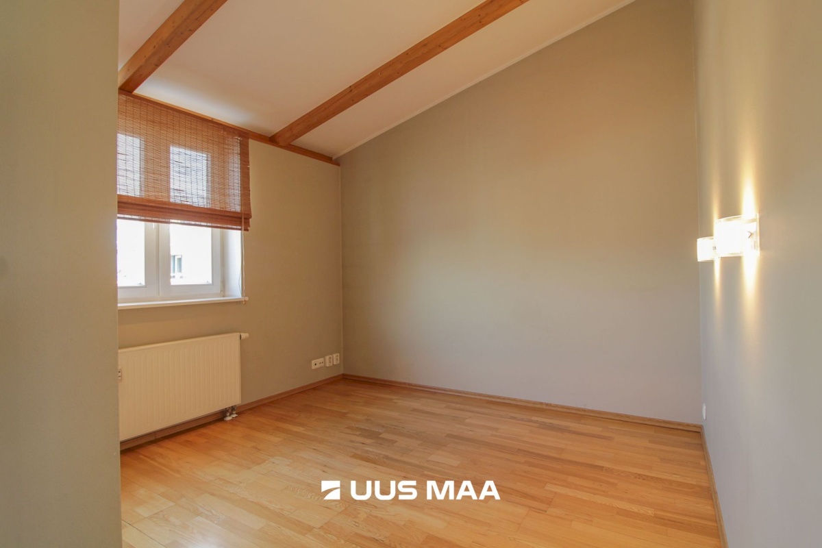 Pärnu linn, Pärnu linn, Kesklinn, Side tn 2a/2