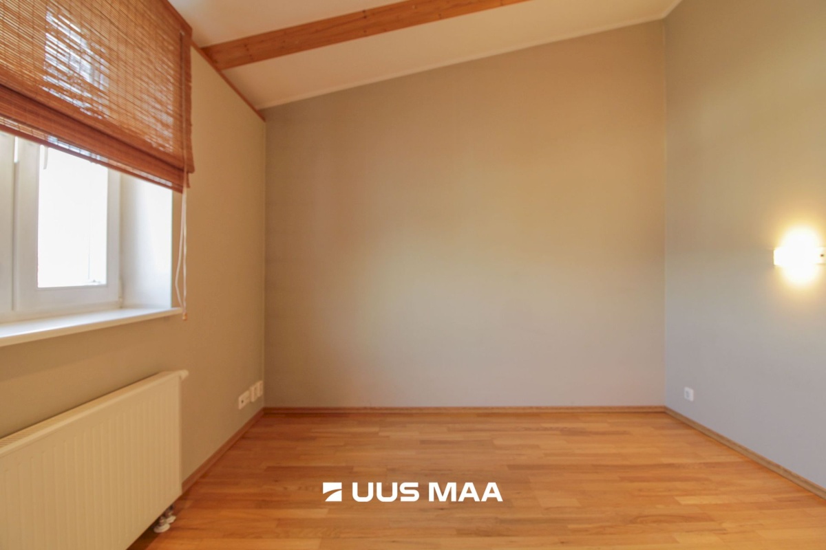 Pärnu linn, Pärnu linn, Kesklinn, Side tn 2a/2