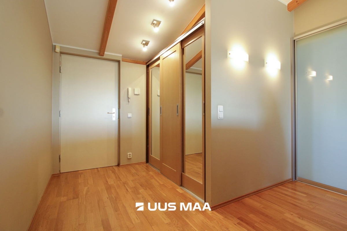 Pärnu linn, Pärnu linn, Kesklinn, Side tn 2a/2