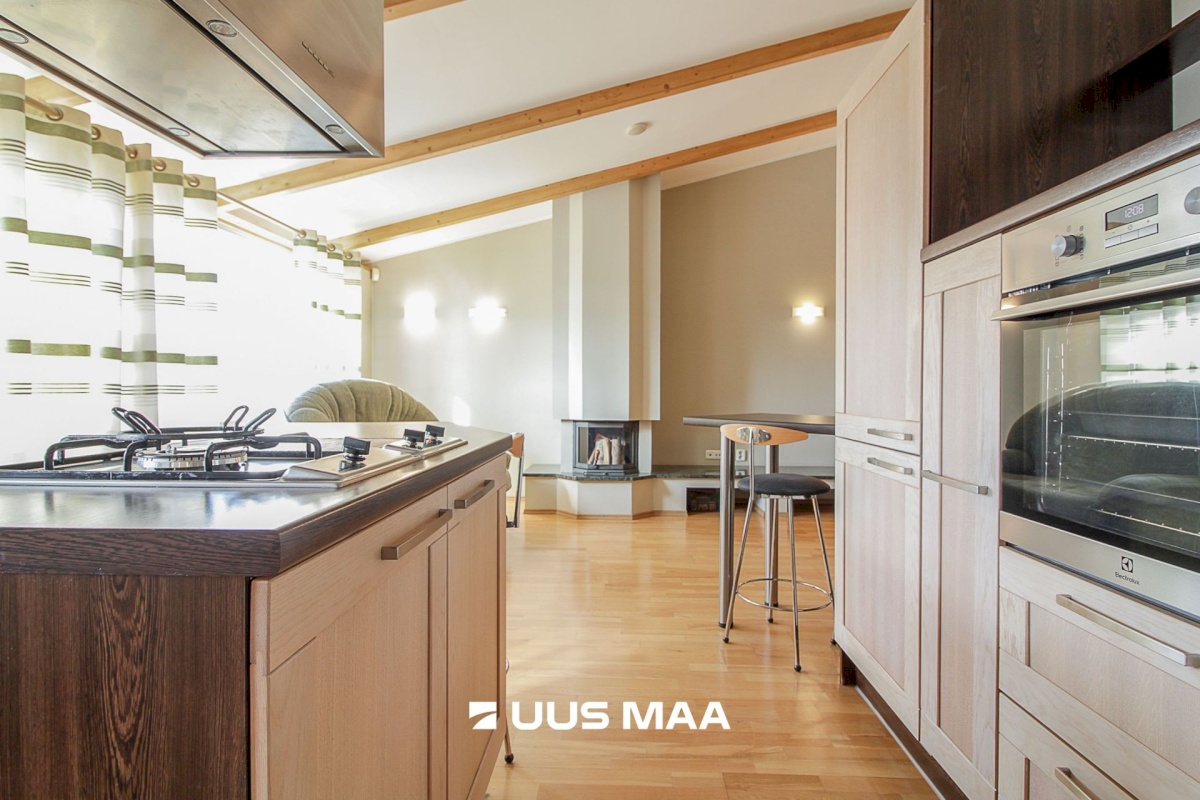 Pärnu linn, Pärnu linn, Kesklinn, Side tn 2a/2