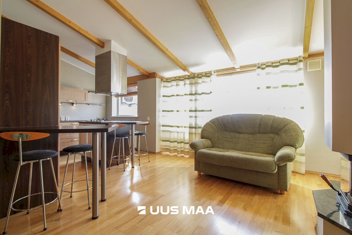 Pärnu linn, Pärnu linn, Kesklinn, Side tn 2a/2