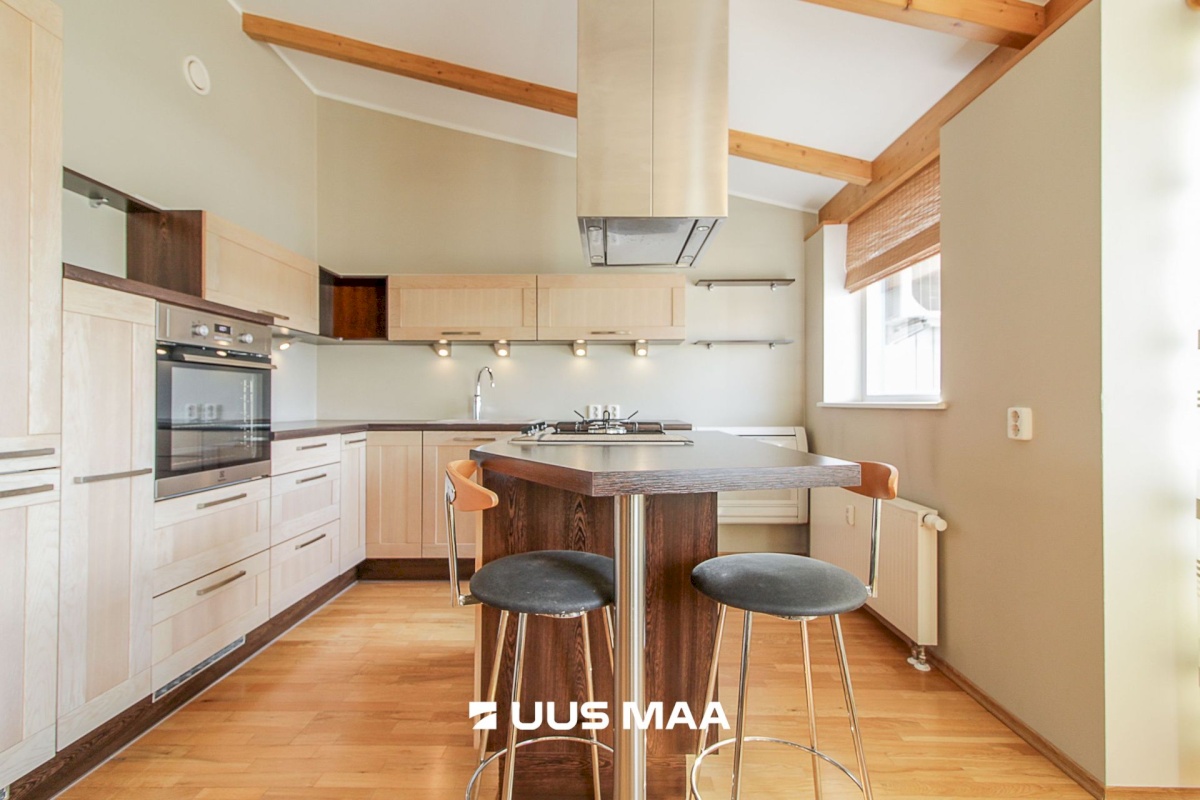 Pärnu linn, Pärnu linn, Kesklinn, Side tn 2a/2