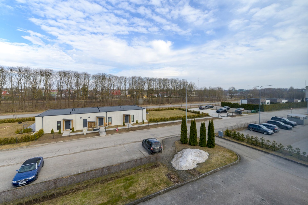 Rakvere linn, Mõisavälja 10