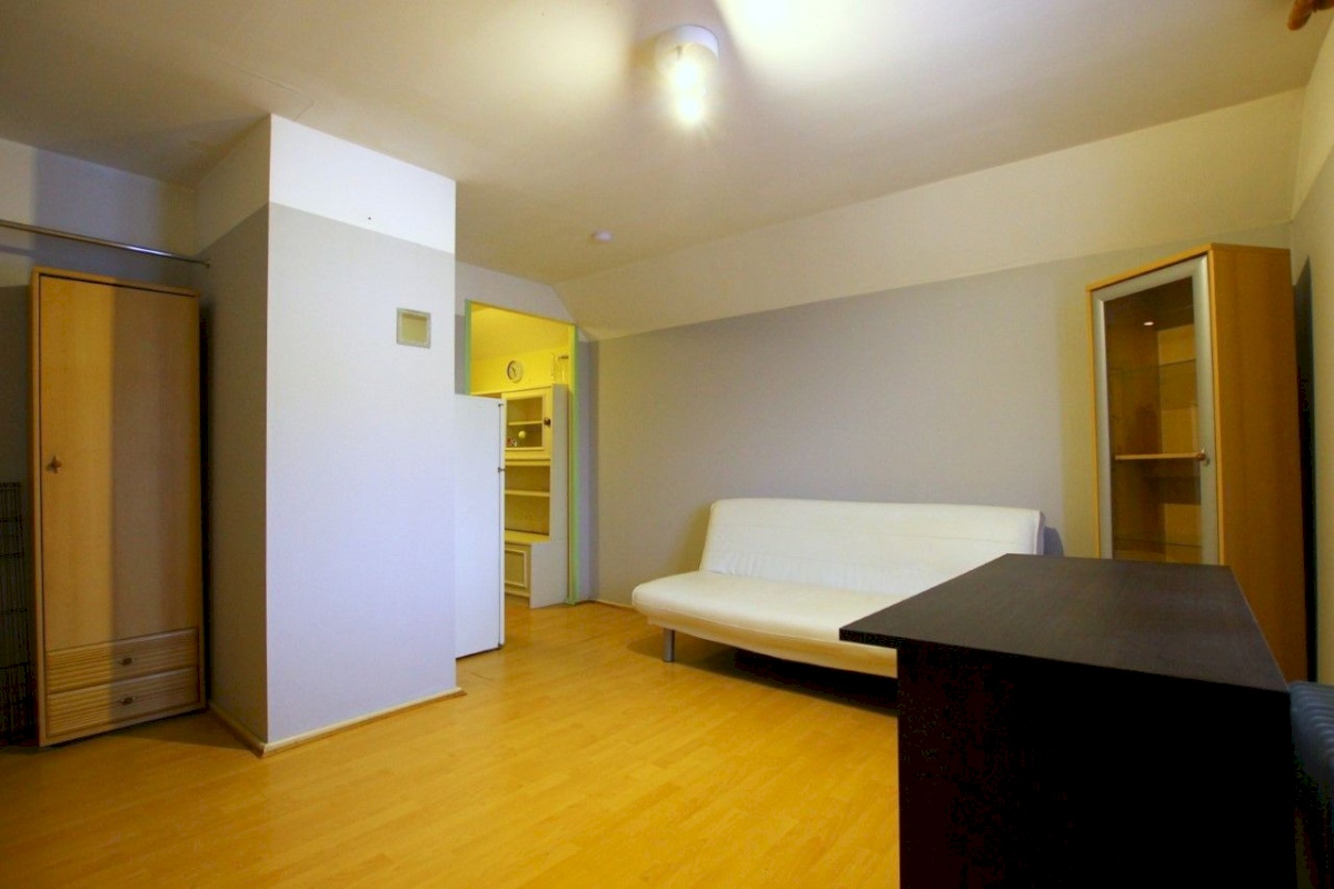 Pärnu linn, Pärnu linn, Rannarajoon, Papli 9