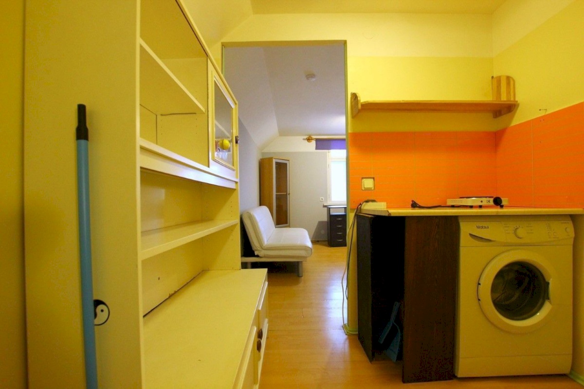 Pärnu linn, Pärnu linn, Rannarajoon, Papli 9