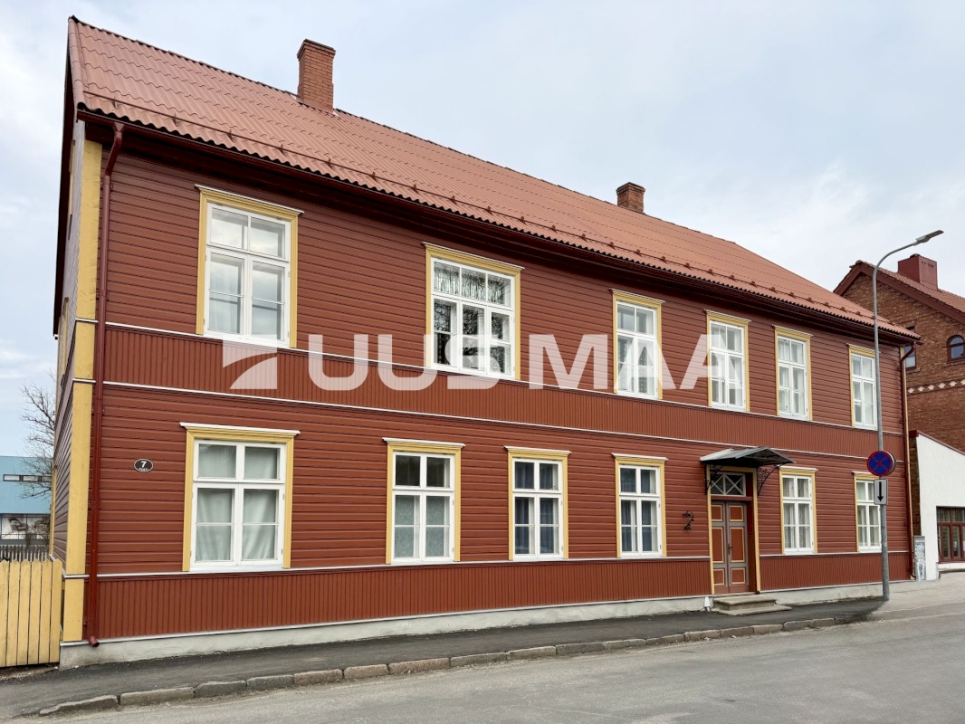 Viljandi linn, Kesklinn, Posti 7