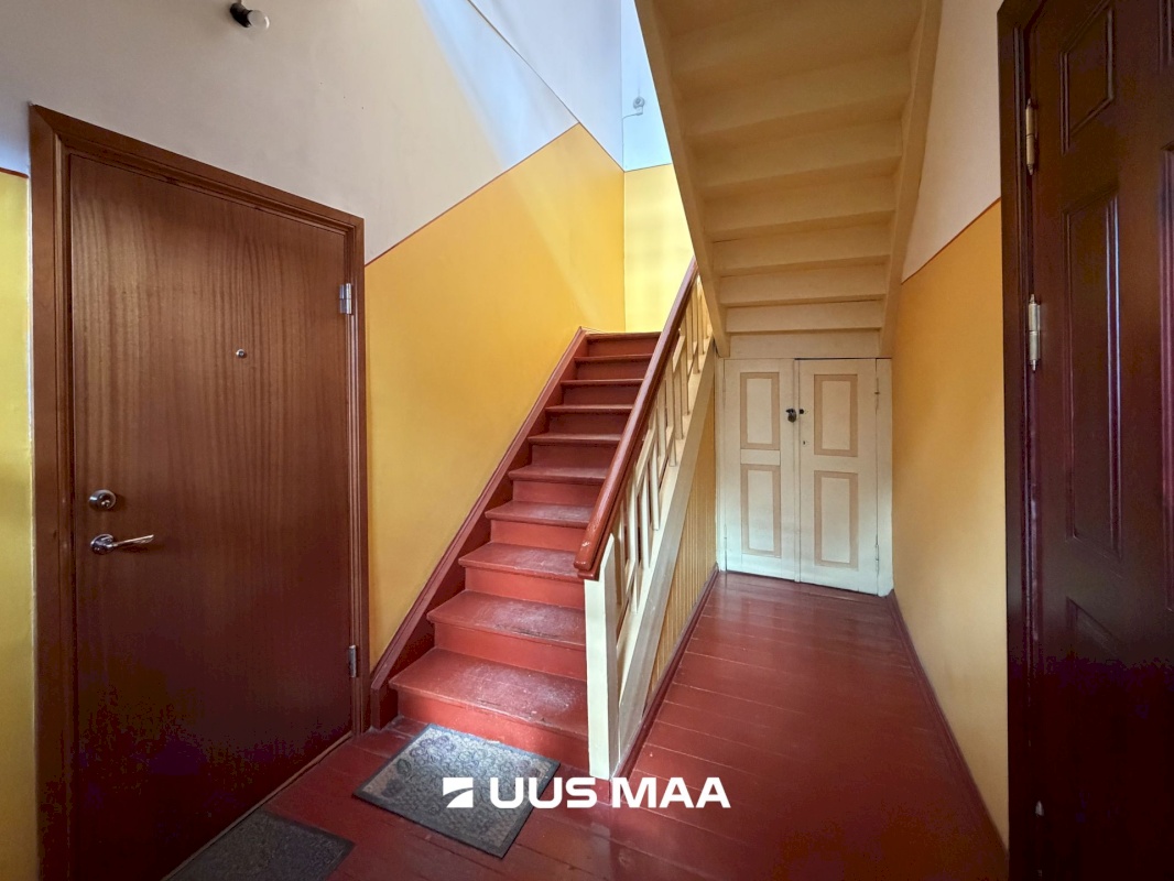 Viljandi linn, Kesklinn, Posti 7