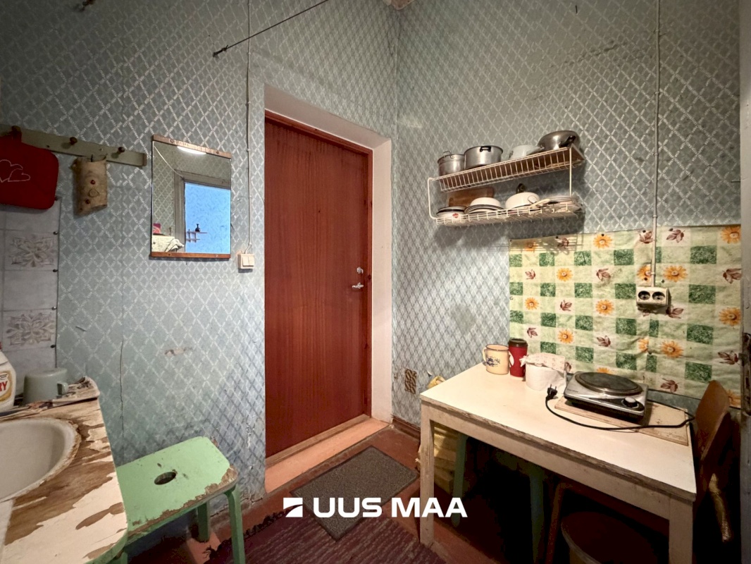 Viljandi linn, Kesklinn, Posti 7