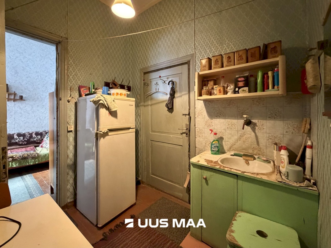 Viljandi linn, Kesklinn, Posti 7