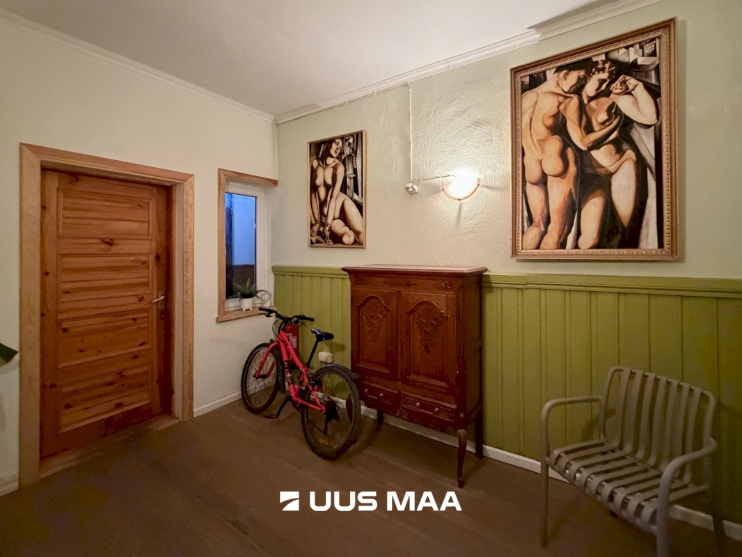 Viljandi linn, Kesklinn, Posti 7