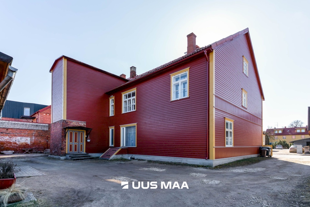 Viljandi linn, Kesklinn, Posti 7